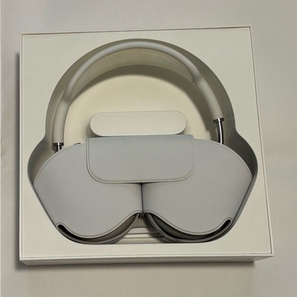 Apple AirPods Max - Picture 7 of 10